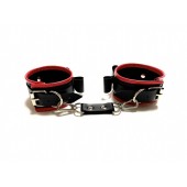 Черно-красные наручники с бантиками из эко-кожи - БДСМ Арсенал - купить с доставкой в Ноябрьске