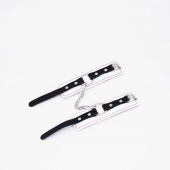 Бело-красные кожаные наручники - Crazy Handmade - купить с доставкой в Ноябрьске