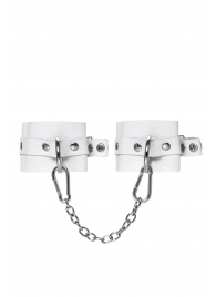 Белые мягкие кожаные оковы с люверсами - Pecado - купить с доставкой в Ноябрьске