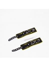 Черно-желтые кожаные наручники с жёлтой строчкой - Crazy Handmade - купить с доставкой в Ноябрьске