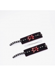 Черные кожаные наручники с красным декором и строчкой - Crazy Handmade - купить с доставкой в Ноябрьске
