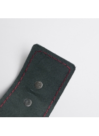 Черные кожаные наручники с красной строчкой - Crazy Handmade - купить с доставкой в Ноябрьске