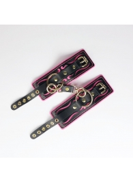 Черные кожаные наручники с розовой строчкой - Crazy Handmade - купить с доставкой в Ноябрьске