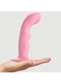 Розовая насадка-стимулятор Strap-On-Me Tapping Dildo Wave - Strap-on-me - купить с доставкой в Ноябрьске