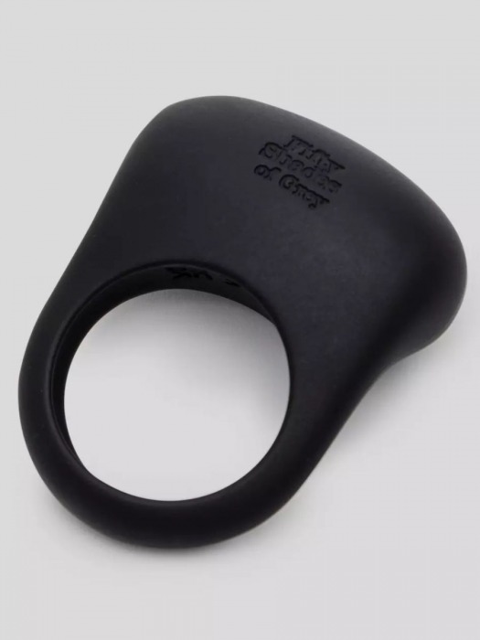 Черное эрекционное виброкольцо Sensation Rechargeable Vibrating Love Ring - Fifty Shades of Grey - в Ноябрьске купить с доставкой