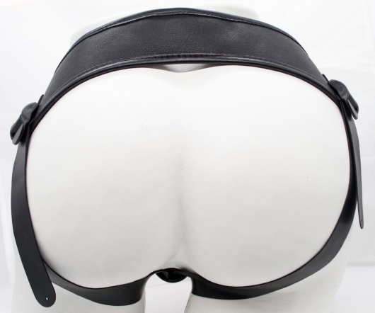 Реалистичный фаллоимитатор на трусиках с плугом - 18,5 см. - LOVETOY (А-Полимер) - купить с доставкой в Ноябрьске