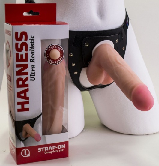 Страпон в подарочной упаковке: трусики с плугом и фаллоимитатор-насадка - 16 см. - LOVETOY (А-Полимер) - купить с доставкой в Ноябрьске