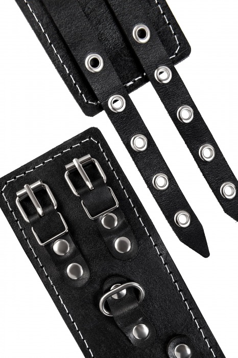 Черные кожаные оковы с двумя ремнями и красной подкладкой - Pecado - купить с доставкой в Ноябрьске