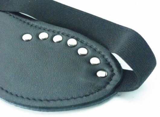 Черная маска с декором - БДСМ Арсенал - купить с доставкой в Ноябрьске