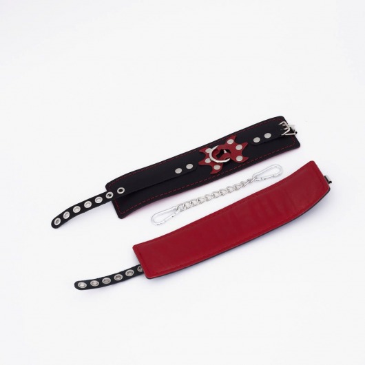 Черные кожаные оковы с красным декором и строчкой - Crazy Handmade - купить с доставкой в Ноябрьске